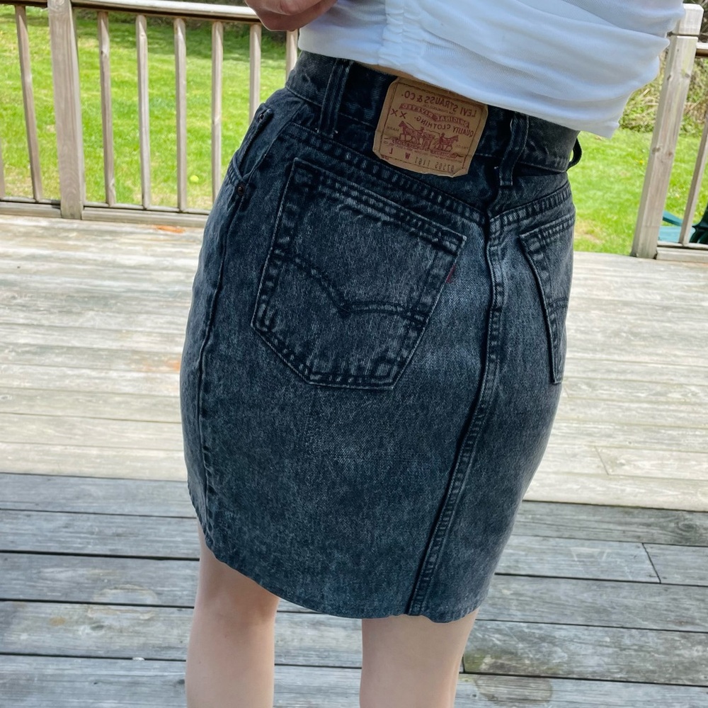 Vintage Levi’s Faded Black High Waisted Denim Skirt